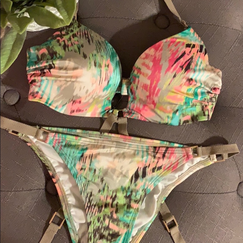 Victoria’s Secret Bombshell Bikini Set